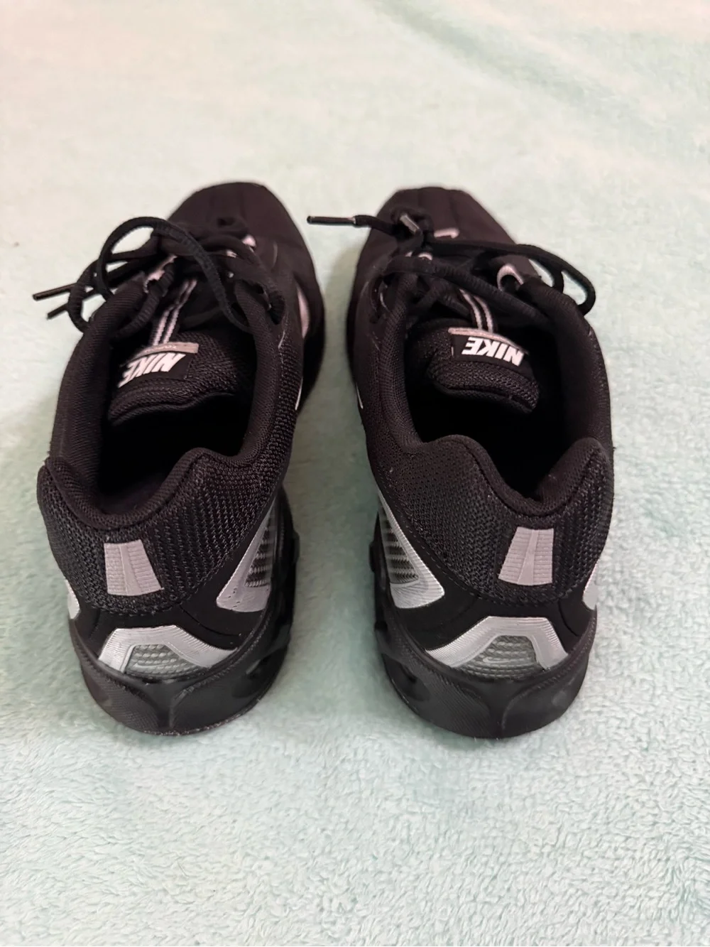 Nike Torch 3 black sneakers Men’s size US 11